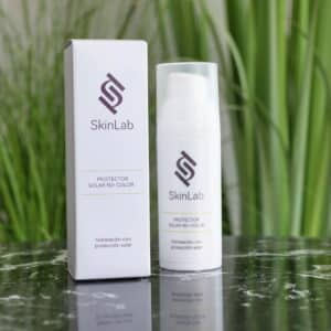 PROTECTOR SOLAR 50+ COLOR